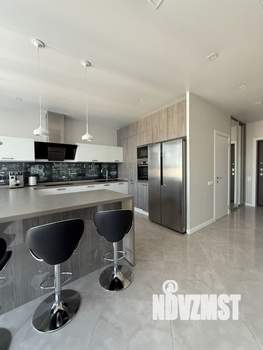 3-к квартира, вторичка, 105м2, 18/20 этаж