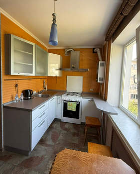 3-к квартира, вторичка, 64м2, 4/5 этаж