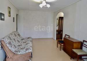 3-к квартира, вторичка, 57м2, 4/4 этаж