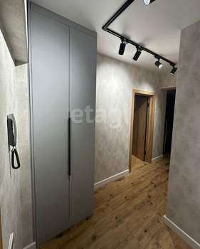 2-к квартира, вторичка, 73м2, 9/17 этаж