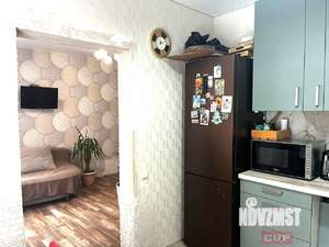 2-к квартира, вторичка, 64м2, 1/3 этаж