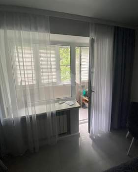 2-к квартира, вторичка, 46м2, 1/9 этаж