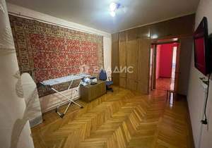 3-к квартира, вторичка, 64м2, 2/2 этаж