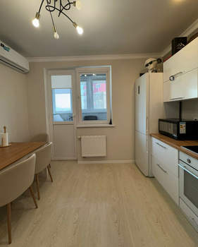 2-к квартира, вторичка, 49м2, 1/23 этаж
