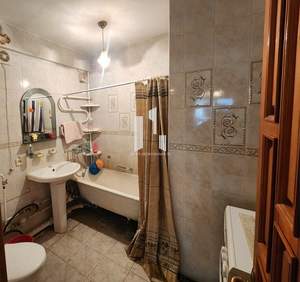 3-к квартира, вторичка, 61м2, 5/5 этаж