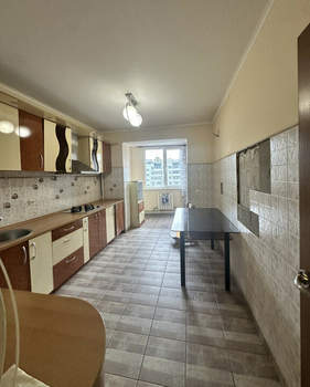 3-к квартира, вторичка, 73м2, 9/9 этаж