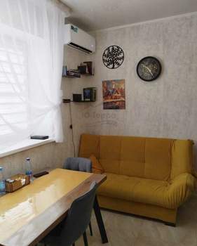 2-к квартира, вторичка, 47м2, 1/4 этаж