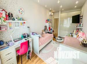 2-к квартира, вторичка, 73м2, 7/25 этаж