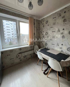2-к квартира, вторичка, 52м2, 3/9 этаж