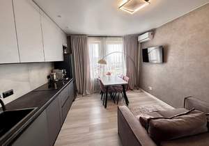2-к квартира, вторичка, 56м2, 8/24 этаж