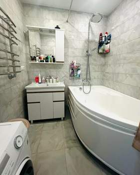 2-к квартира, вторичка, 64м2, 5/14 этаж