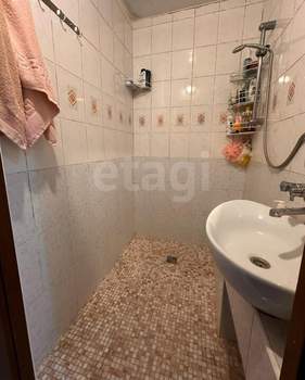 3-к квартира, вторичка, 64м2, 2/5 этаж