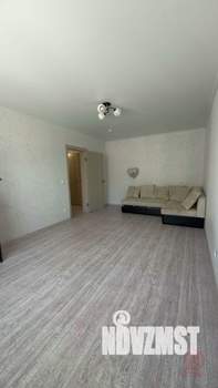 2-к квартира, вторичка, 57м2, 10/16 этаж