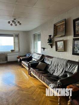 4-к квартира, вторичка, 140м2, 3/9 этаж