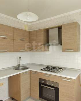 2-к квартира, вторичка, 52м2, 10/10 этаж