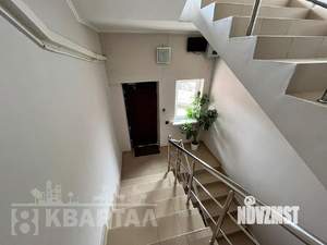 2-к квартира, вторичка, 62м2, 1/3 этаж