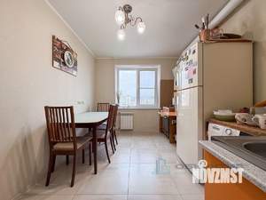 3-к квартира, вторичка, 62м2, 8/9 этаж