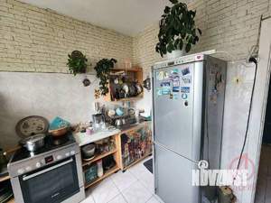 3-к квартира, вторичка, 63м2, 8/9 этаж