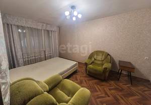 2-к квартира, вторичка, 44м2, 1/4 этаж