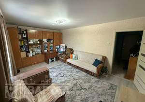 2-к квартира, вторичка, 49м2, 5/5 этаж