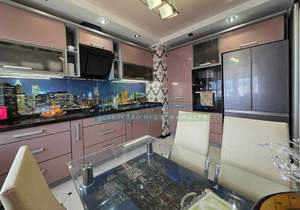 4-к квартира, вторичка, 95м2, 9/9 этаж