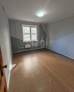 2-к квартира, вторичка, 52м2, 1/10 этаж