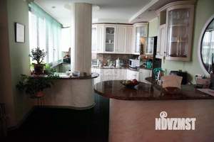 6-к квартира, вторичка, 278м2, 1/4 этаж