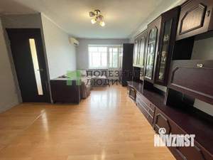 3-к квартира, вторичка, 54м2, 3/5 этаж