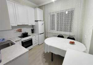 2-к квартира, вторичка, 63м2, 7/16 этаж