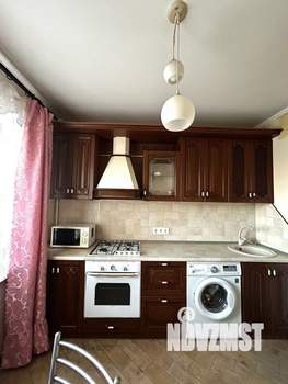 2-к квартира, вторичка, 52м2, 1/10 этаж