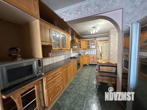 4-к квартира, вторичка, 140м2, 3/9 этаж