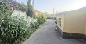 4-к квартира, вторичка, 65м2, 1/1 этаж