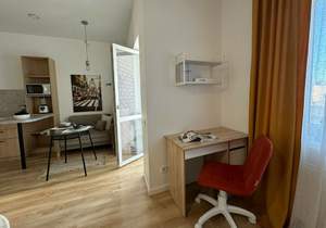 Студия квартира, вторичка, 32м2, 20/20 этаж