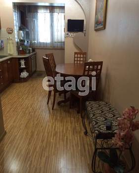 3-к квартира, вторичка, 75м2, 3/5 этаж