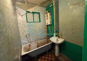 3-к квартира, вторичка, 54м2, 5/5 этаж