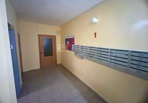 1-к квартира, вторичка, 40м2, 9/9 этаж