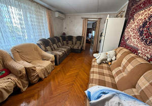 2-к квартира, вторичка, 49м2, 1/5 этаж