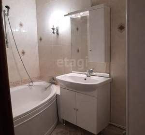 3-к квартира, вторичка, 63м2, 4/9 этаж