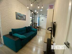 2-к квартира, вторичка, 52м2, 1/4 этаж
