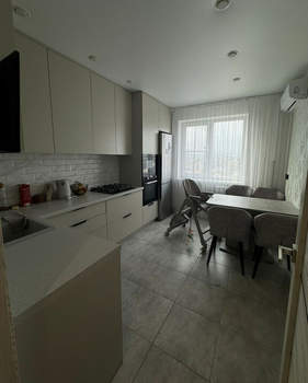 4-к квартира, вторичка, 96м2, 7/10 этаж