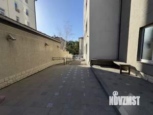 4-к квартира, вторичка, 212м2, 8/18 этаж