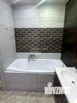 2-к квартира, вторичка, 72м2, 2/4 этаж