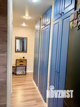 3-к квартира, вторичка, 58м2, -2/5 этаж