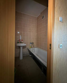 2-к квартира, вторичка, 57м2, 10/10 этаж