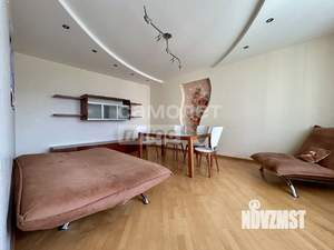 4-к квартира, вторичка, 142м2, 6/10 этаж