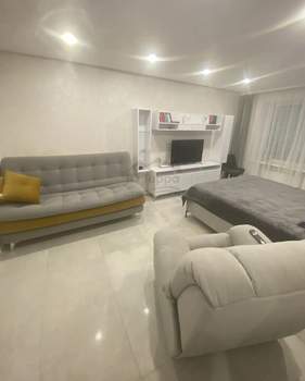 2-к квартира, вторичка, 45м2, 1/9 этаж