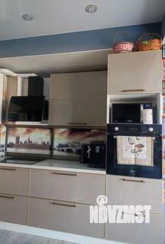 3-к квартира, вторичка, 80м2, 10/15 этаж