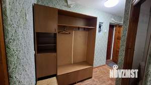 2-к квартира, вторичка, 44м2, 1/4 этаж