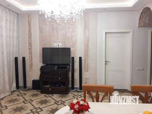 2-к квартира, вторичка, 77м2, 1/4 этаж