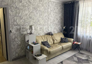 3-к квартира, вторичка, 65м2, 1/4 этаж